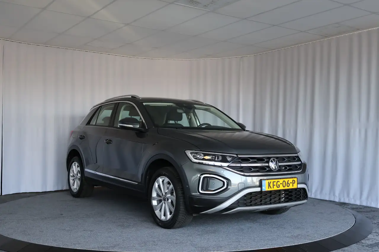 Volkswagen T-Roc 1.5 TSI Life Business, Keyless, ACC, IQlight, Trek, миниатюра 10