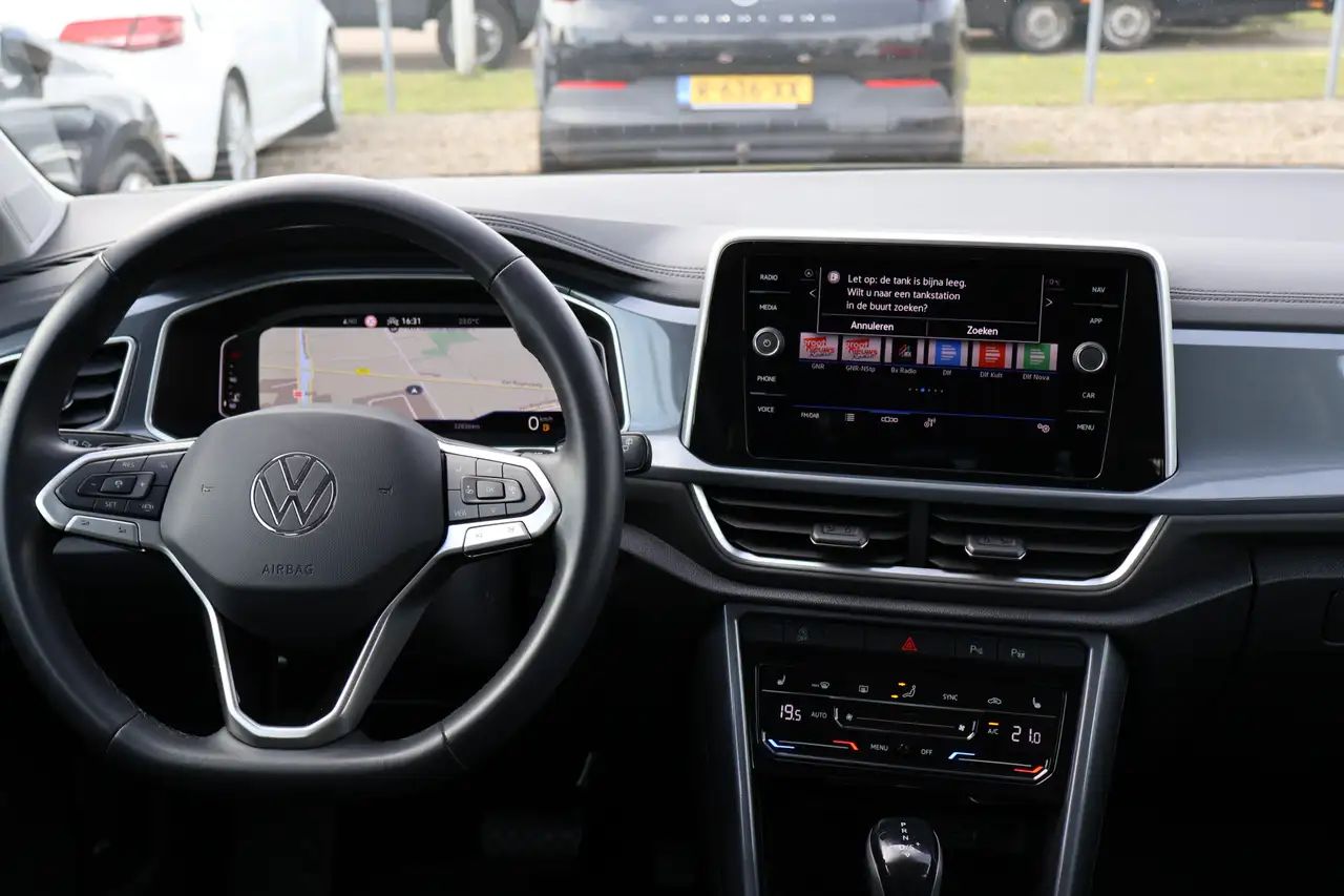 Volkswagen T-Roc 1.5 TSI Life Business, Keyless, ACC, IQlight, Trek, миниатюра 3