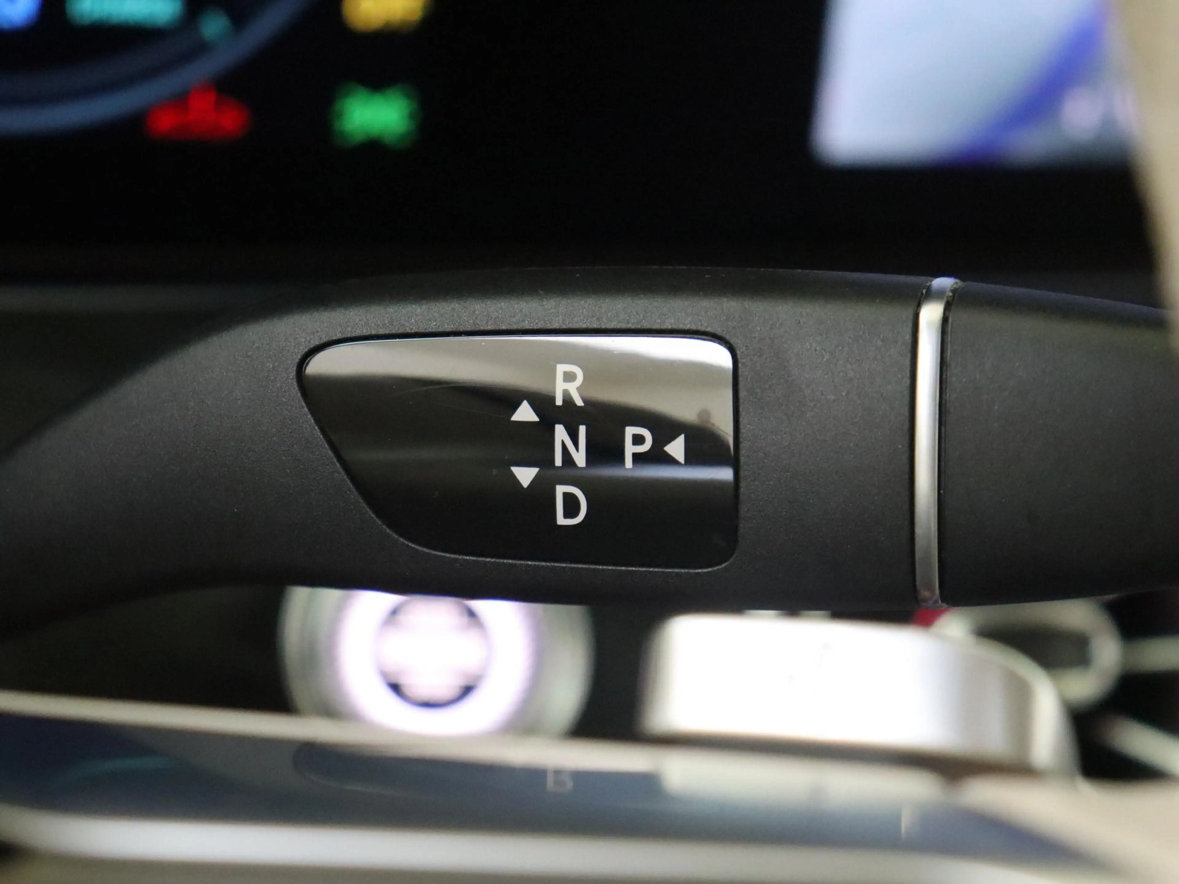 Mercedes-Benz E 450 Coupé 4MATIC AMG Line / Premium Plus/ AIRMATIC/ 20 — photo 14