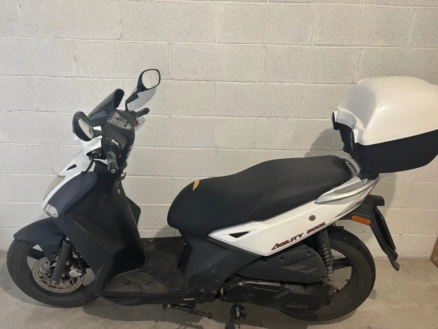 Kymco Agility 200 White - 1