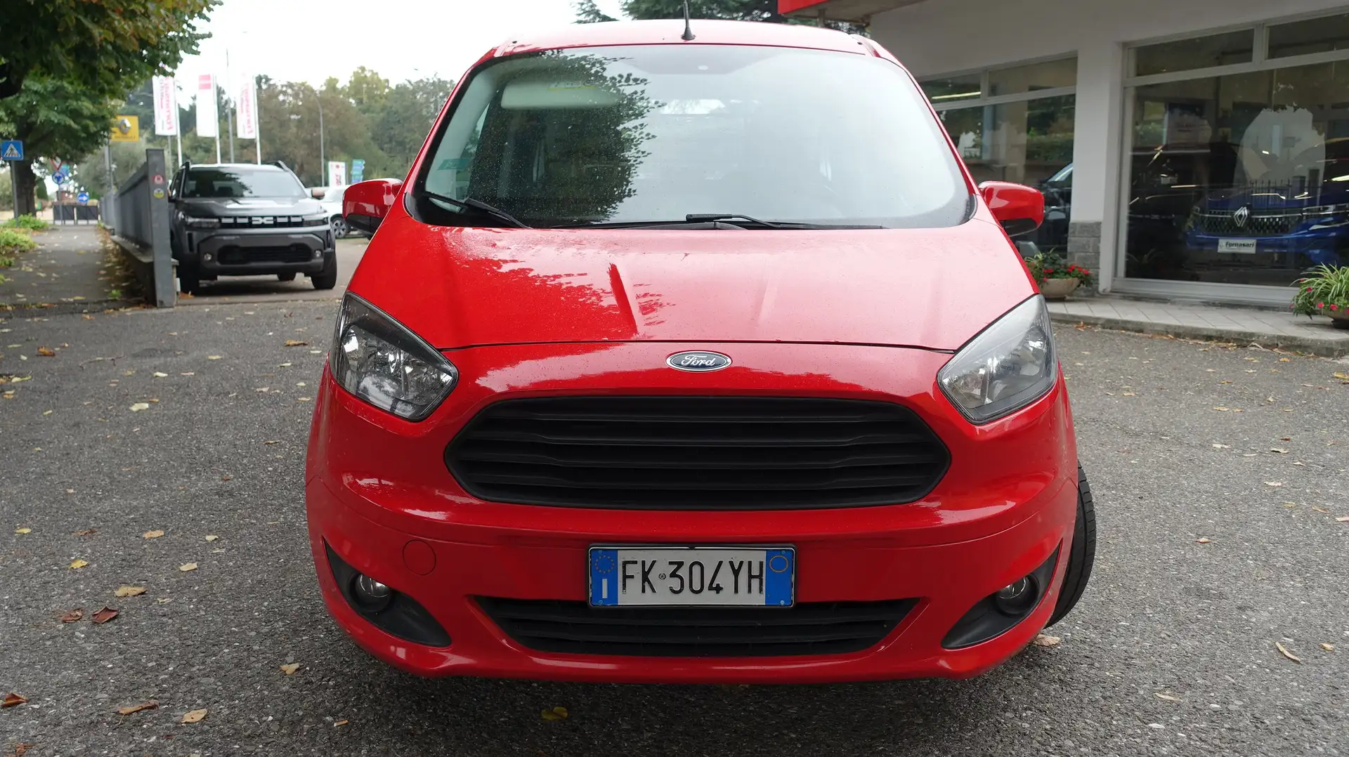 Ford transit courier Rosso - 2