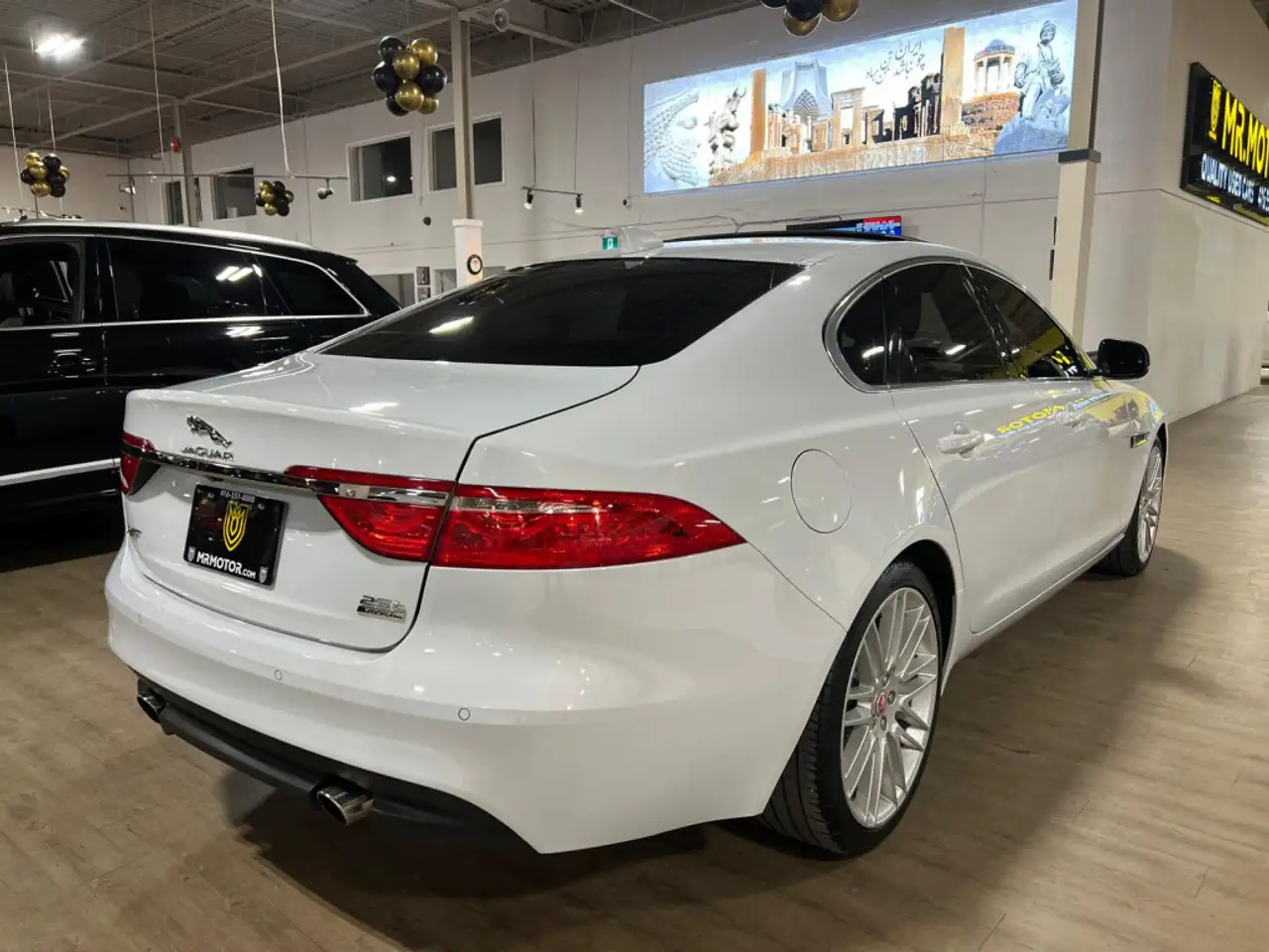 Jaguar XF снимка Jaguar XF