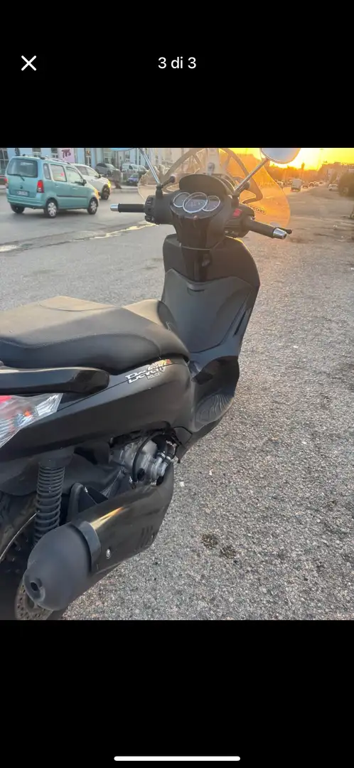 Piaggio Beverly 300 police Nero - 2
