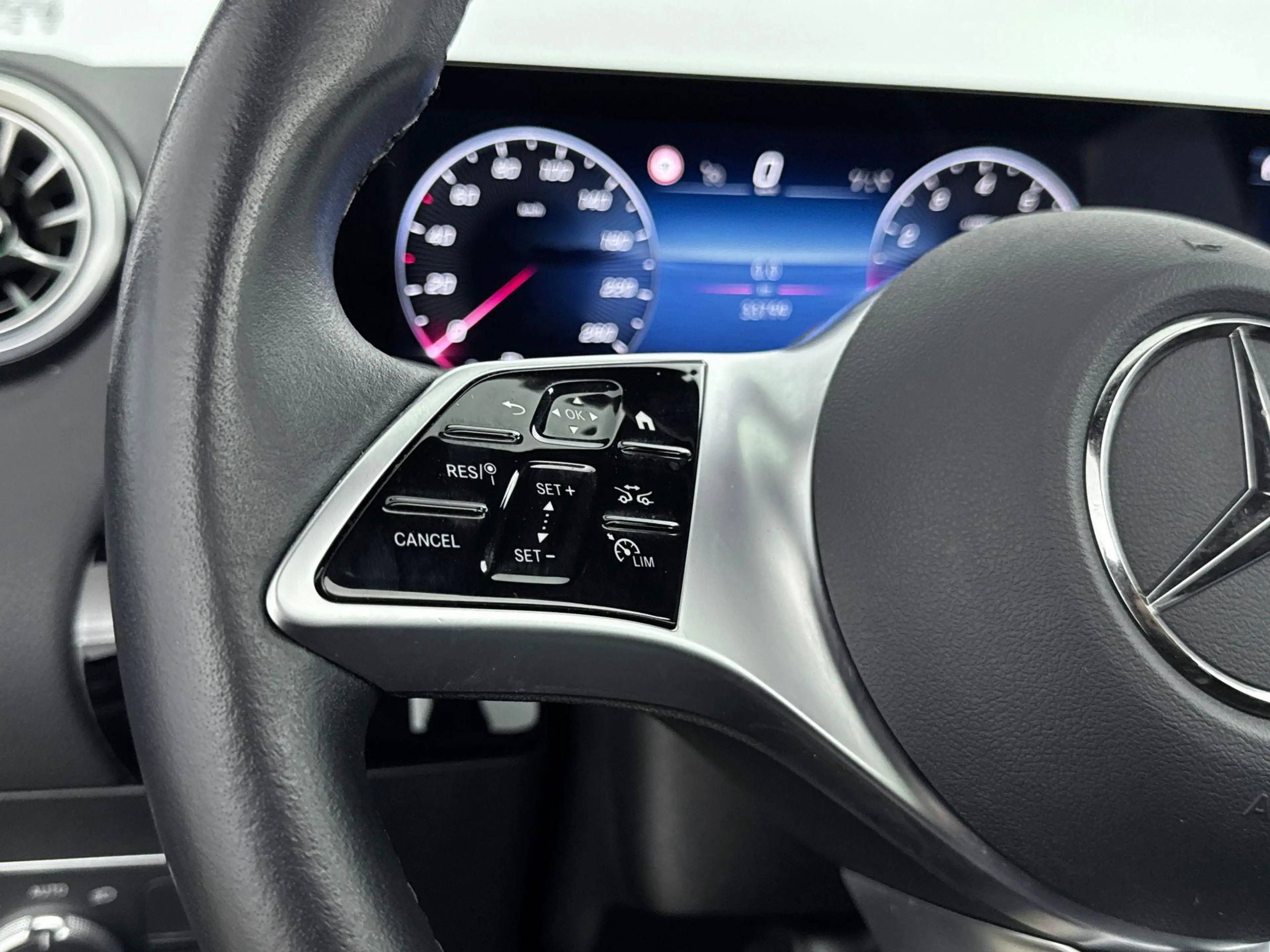 Mercedes-Benz GLA 200 GLA Automaat Luxury Line | Advanced Plus Pakket | — photo 11