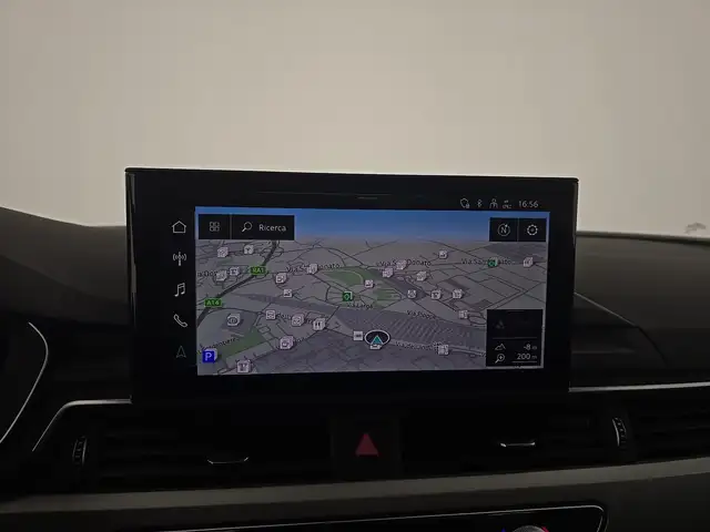 Audi A4 Avant view 13