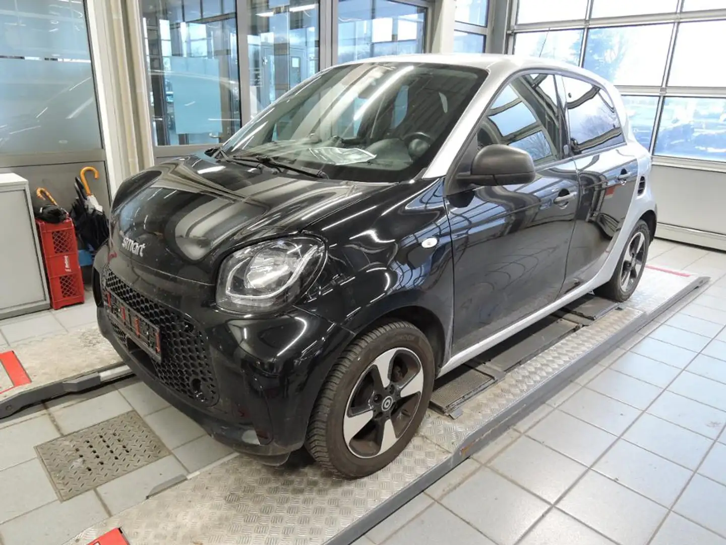 smart forFour EQ  AUT+PTS+SHZ Černá - 1