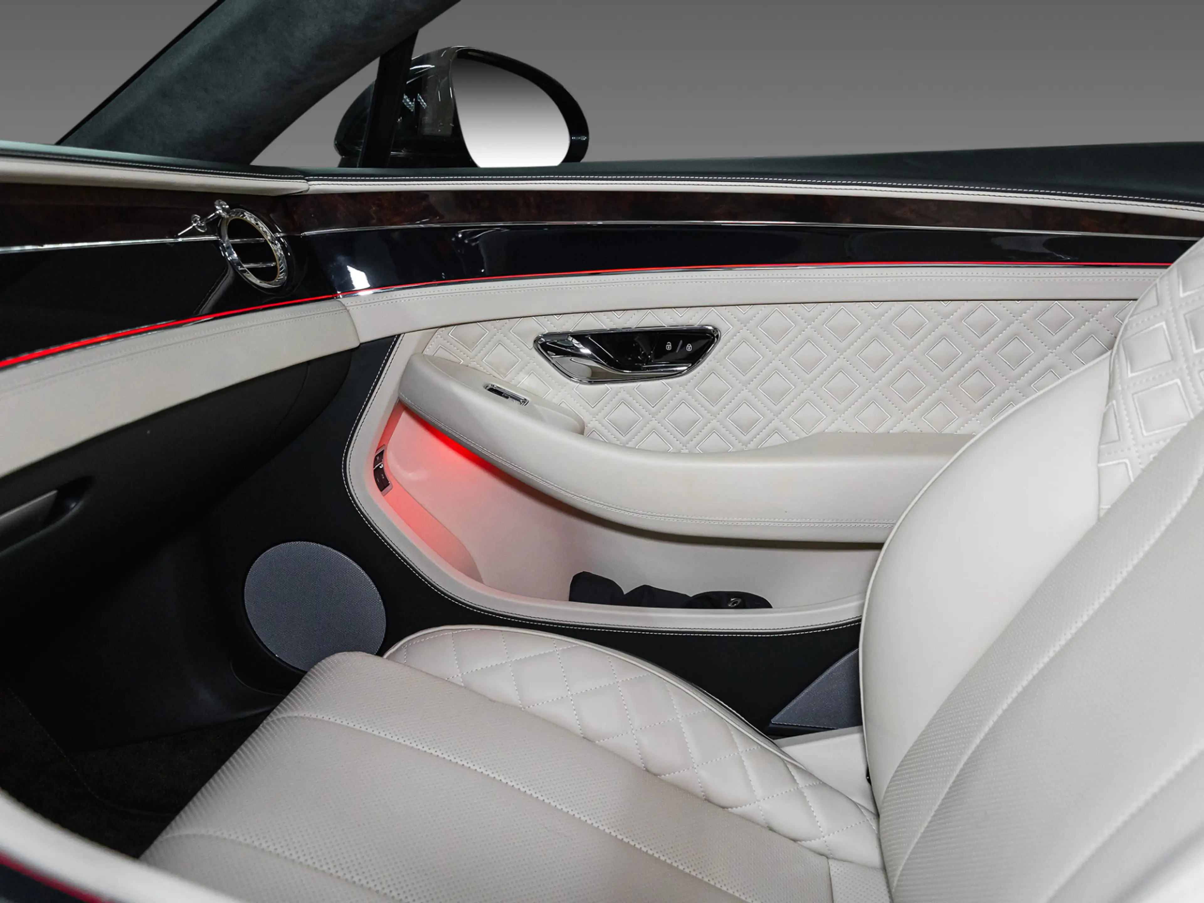 Bentley Continental GT V8 |Touring|Comfort Seat|Rotating Display|Pano roo — photo 13