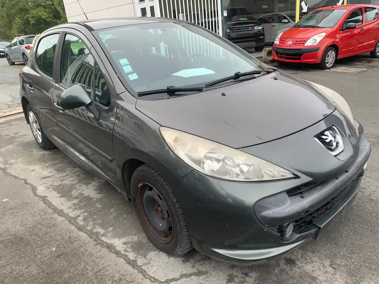 Peugeot 207 1.4i **motor vibre - 1