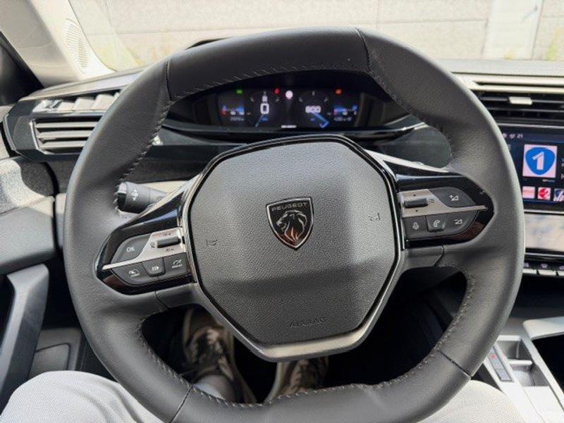 Peugeot 408 1.2 Benz 130 pk Allure EAT8 — photo 11