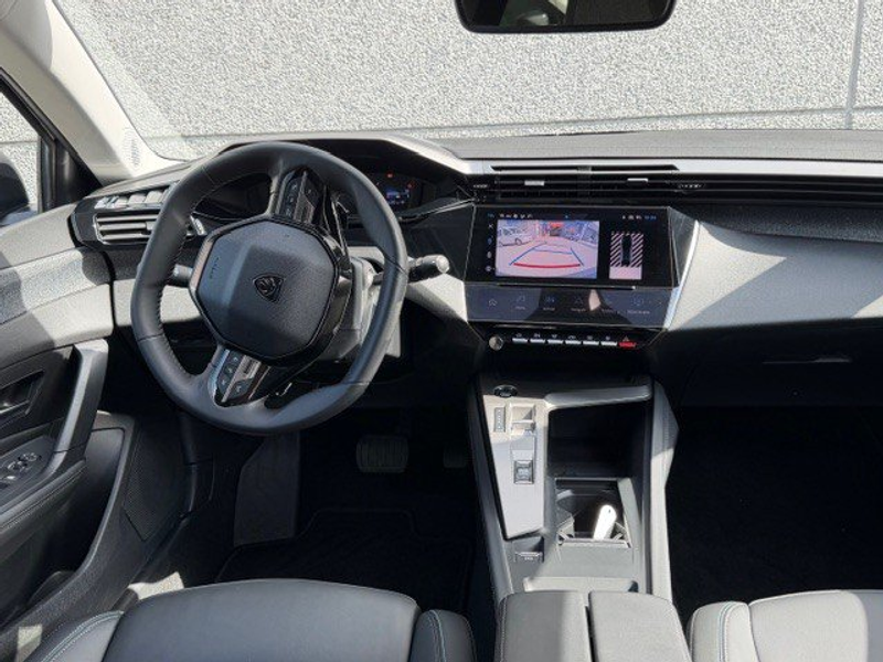 Peugeot 408 1.2 Benz 130 pk Allure EAT8 — photo 14