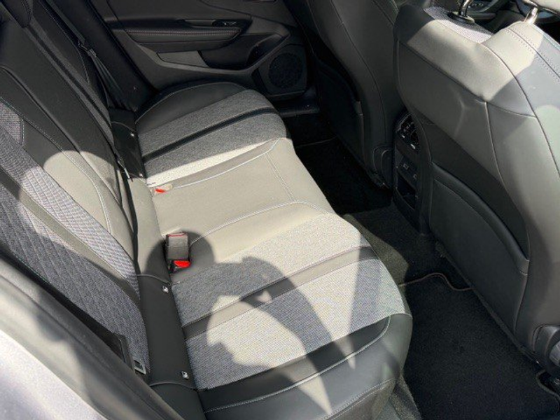 Peugeot 408 1.2 Benz 130 pk Allure EAT8 — photo 15