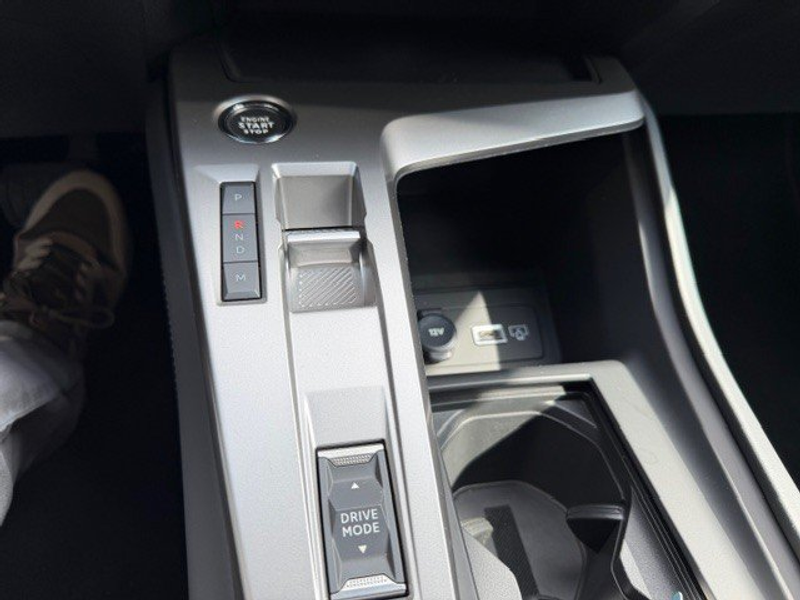 Peugeot 408 1.2 Benz 130 pk Allure EAT8 — photo 9