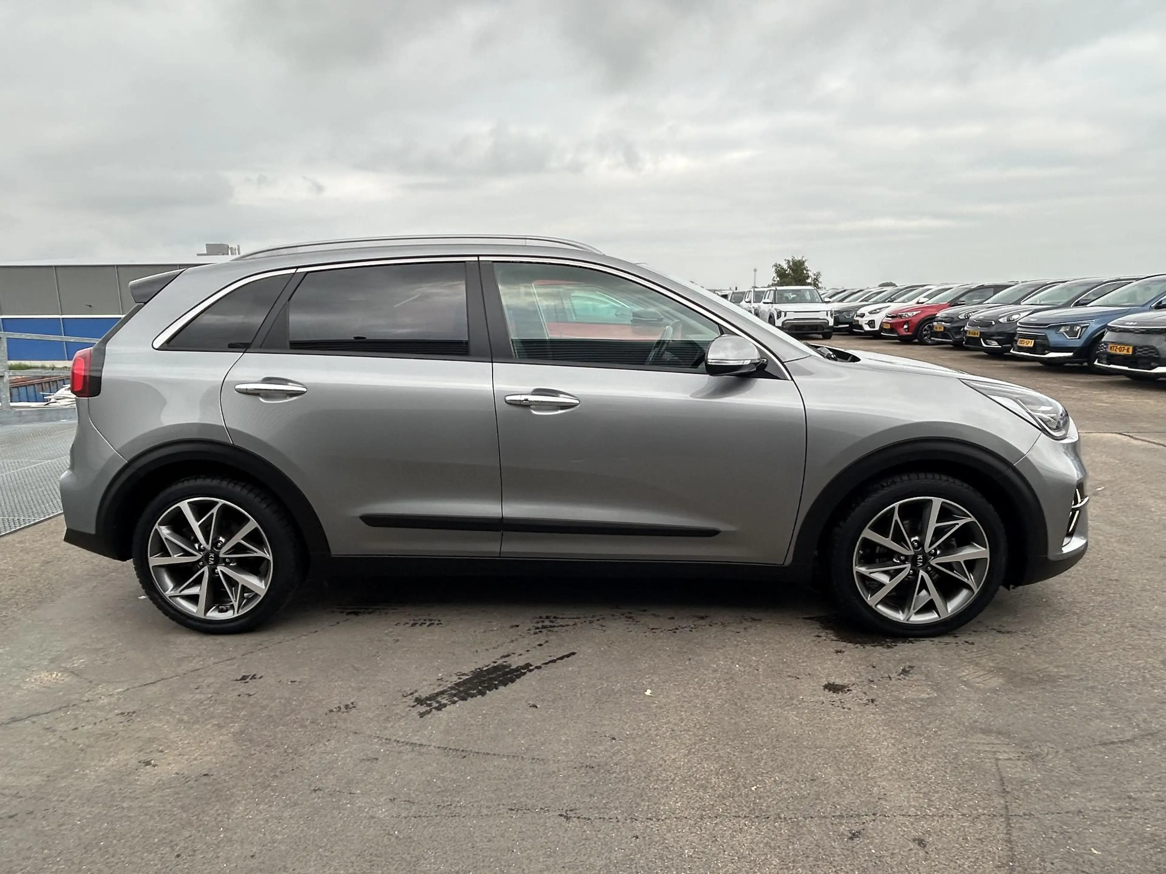 Kia Niro 1.6 GDi Hybrid Style Edition Nieuw geleverd en dea — photo 10