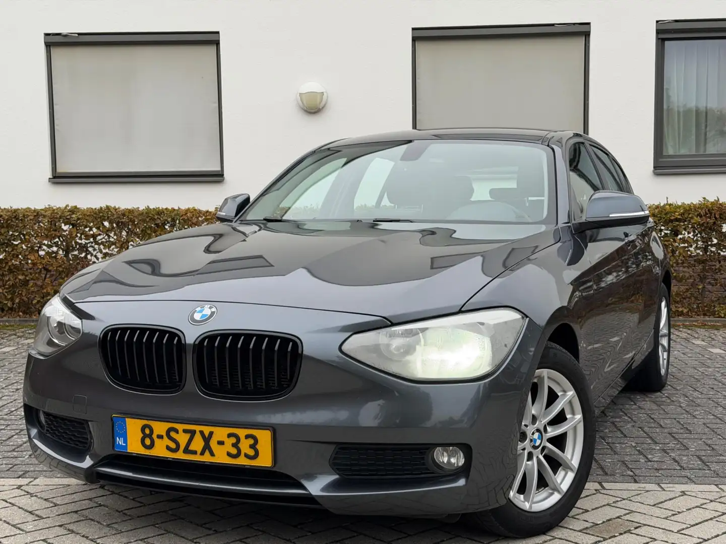 BMW 116 1-serie 116i EDE High Executive 5 DEURS NAP NAVI M Grijs - 2