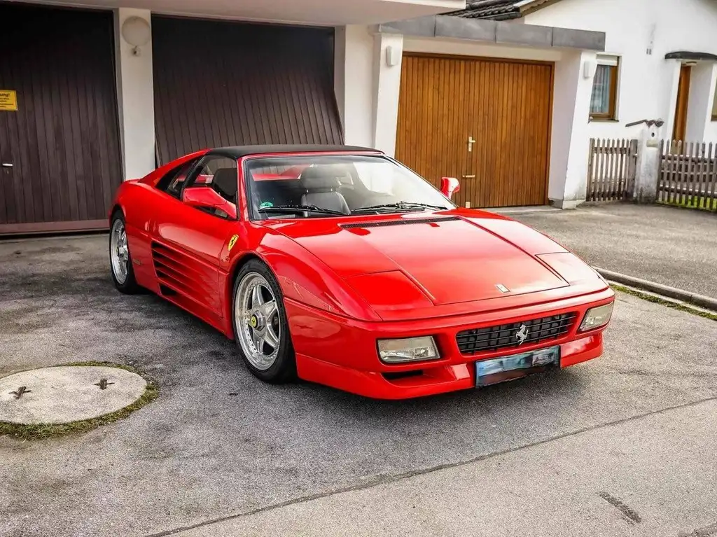 Ferrari 348