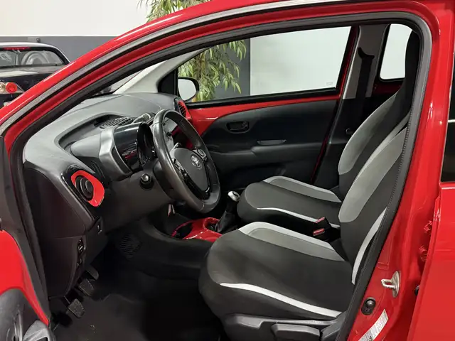 Toyota Aygo view 5
