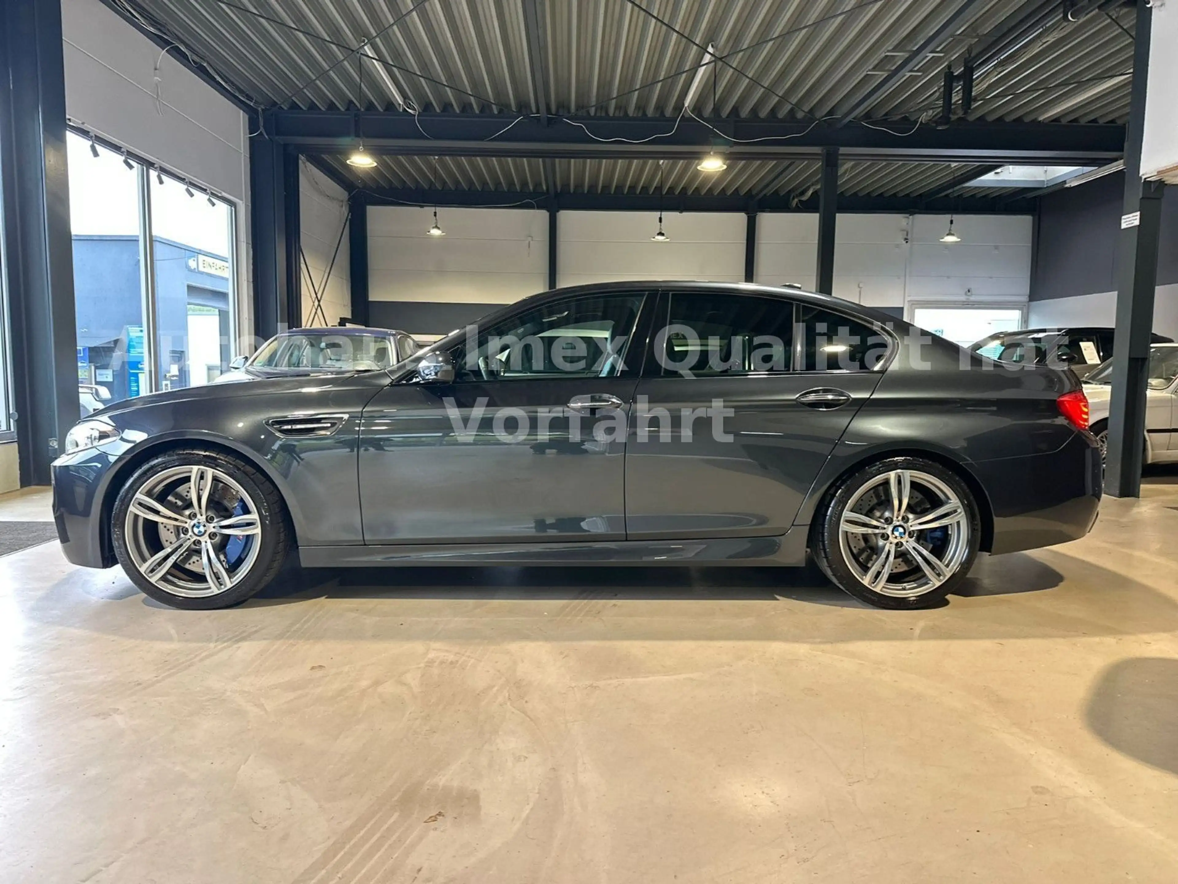 BMW M5 BMW M5 F10*HUD*H&K*M Drivers*Glas-Dach*DE-FHZG* — photo 5