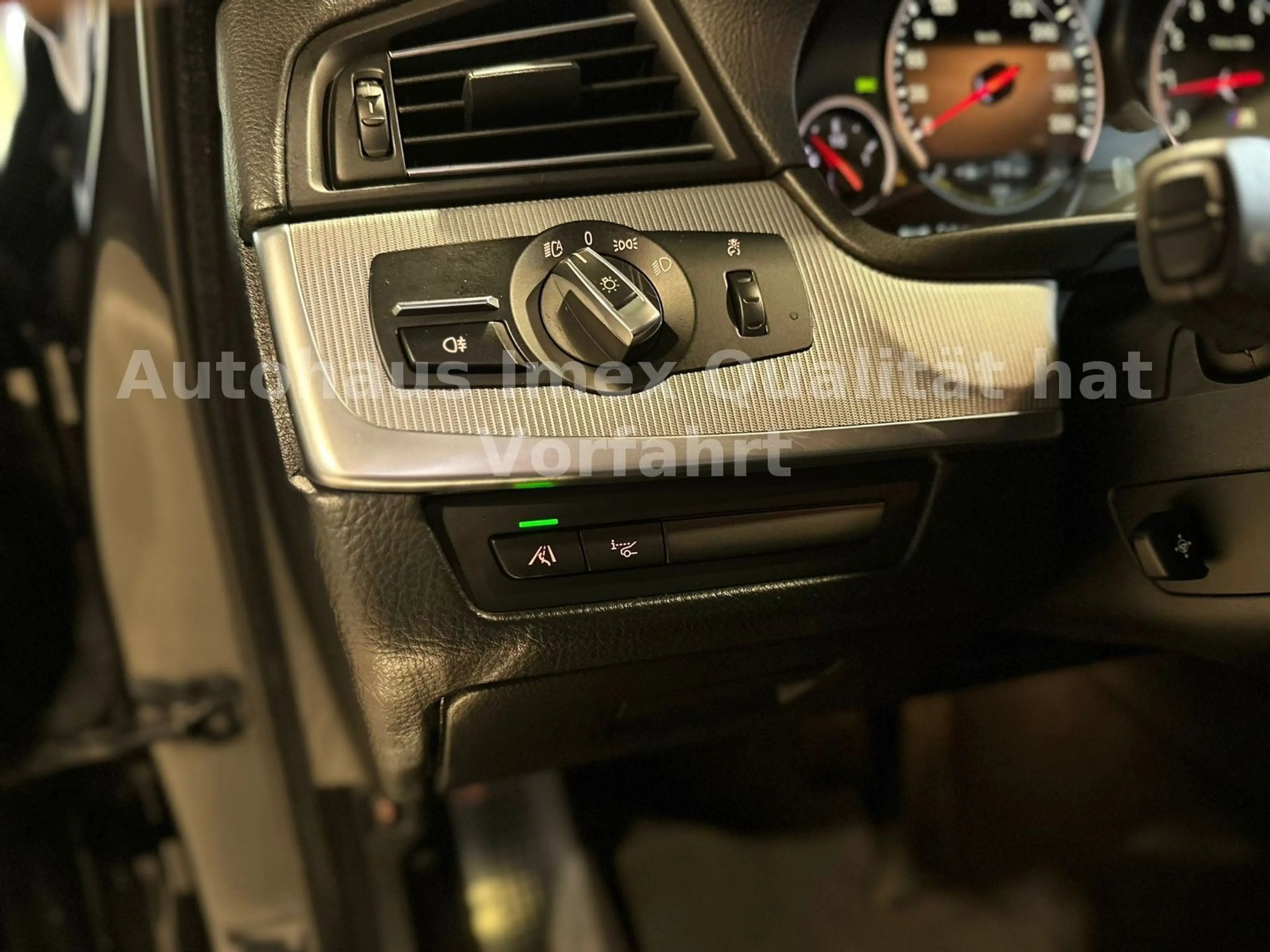 BMW M5 BMW M5 F10*HUD*H&K*M Drivers*Glas-Dach*DE-FHZG* — photo 12
