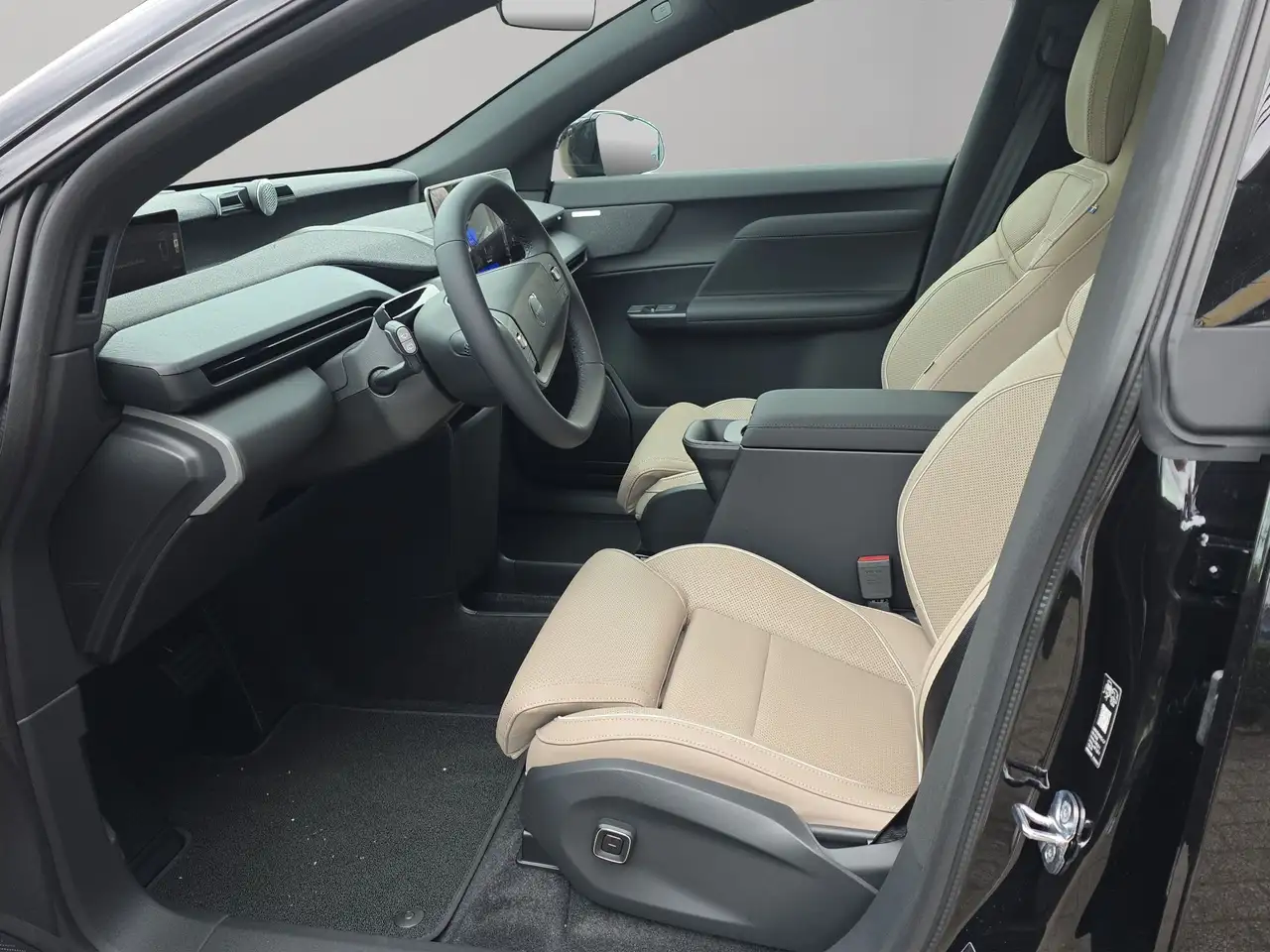 Volvo EX60 2026
