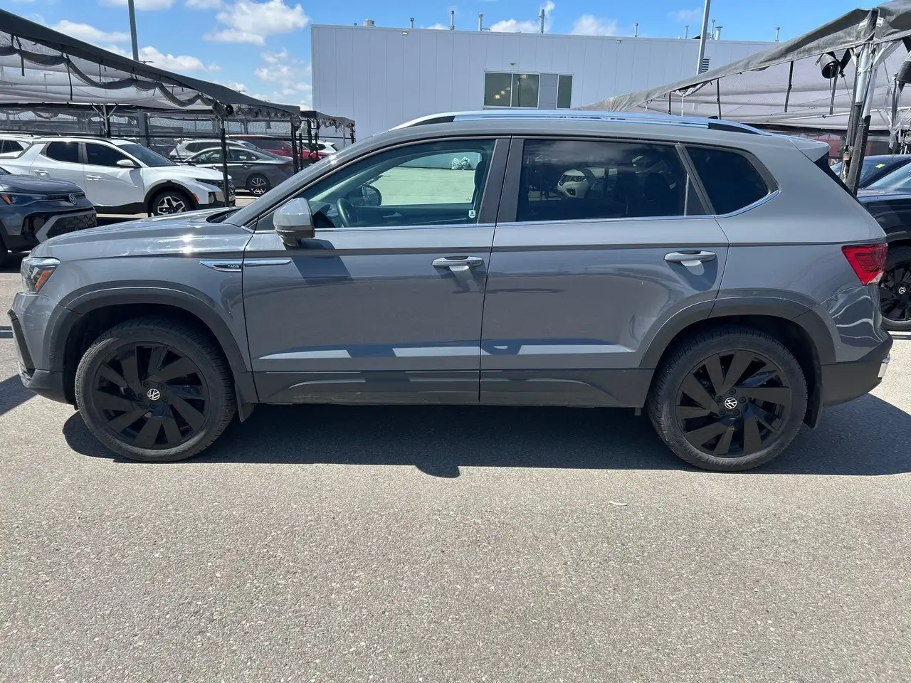 Volkswagen Taos снимка Volkswagen Taos