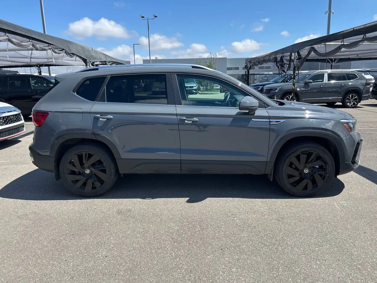 Volkswagen Taos снимка Volkswagen Taos