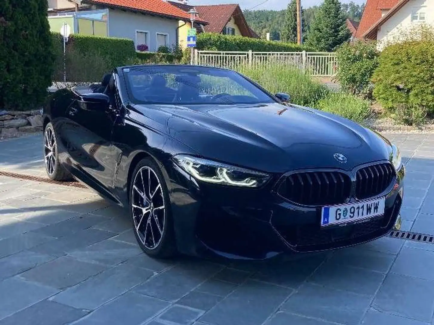 BMW 840 840i xDrive Aut. VOLL LASER NAVI 360GRAD Schwarz - 1