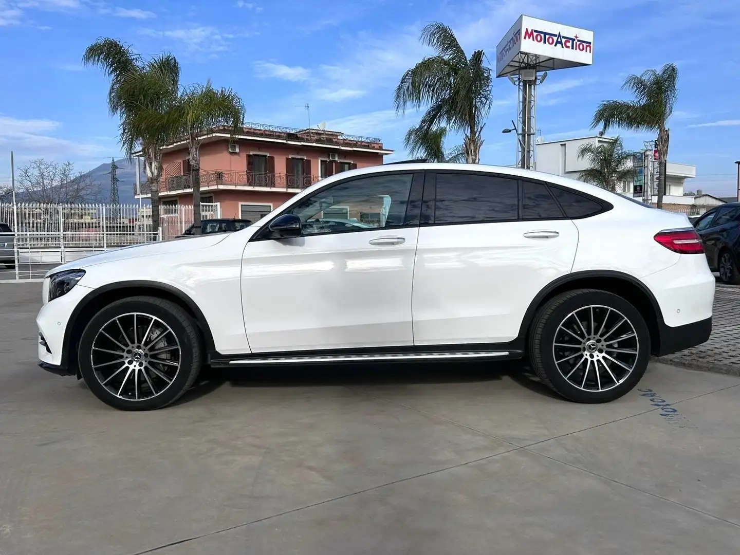 Mercedes-Benz GLC 250 d Coupe Premium 4matic auto Blanco - 2