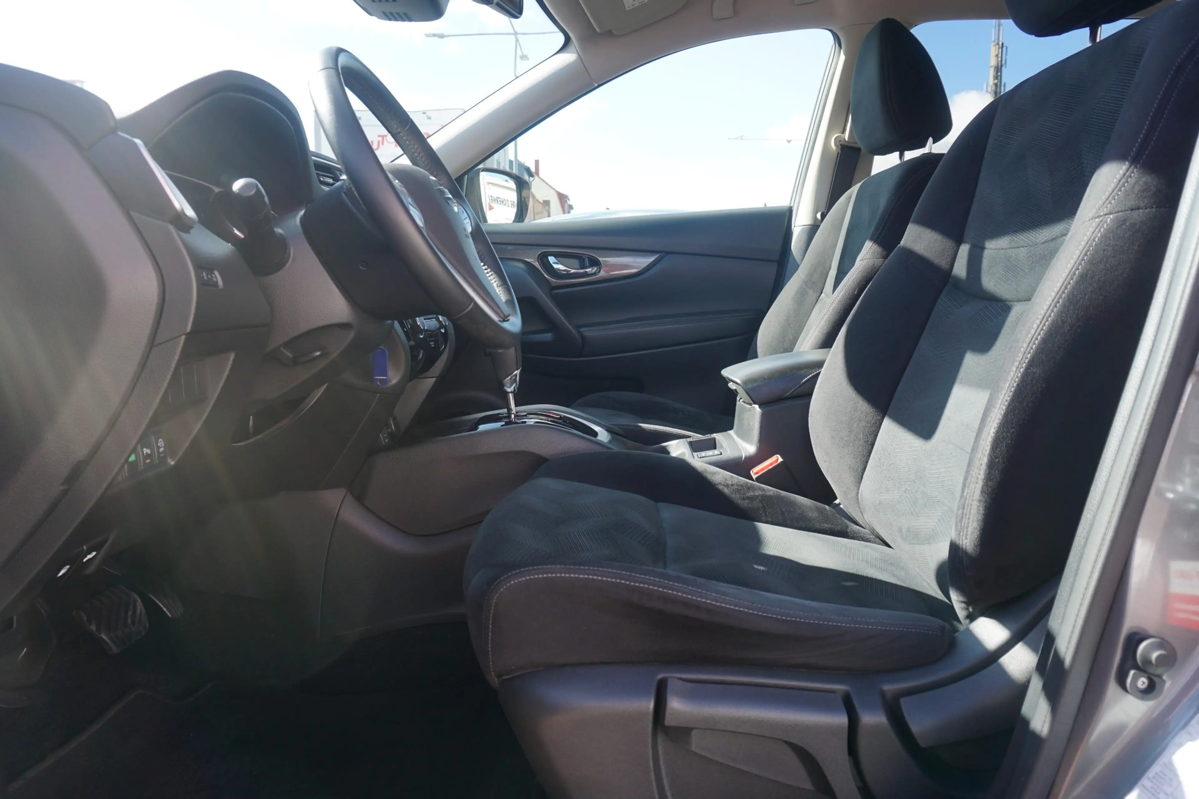 Nissan X-Trail 1.6 dCi DCT Navi 360° Kamera Bluetooth — photo 11