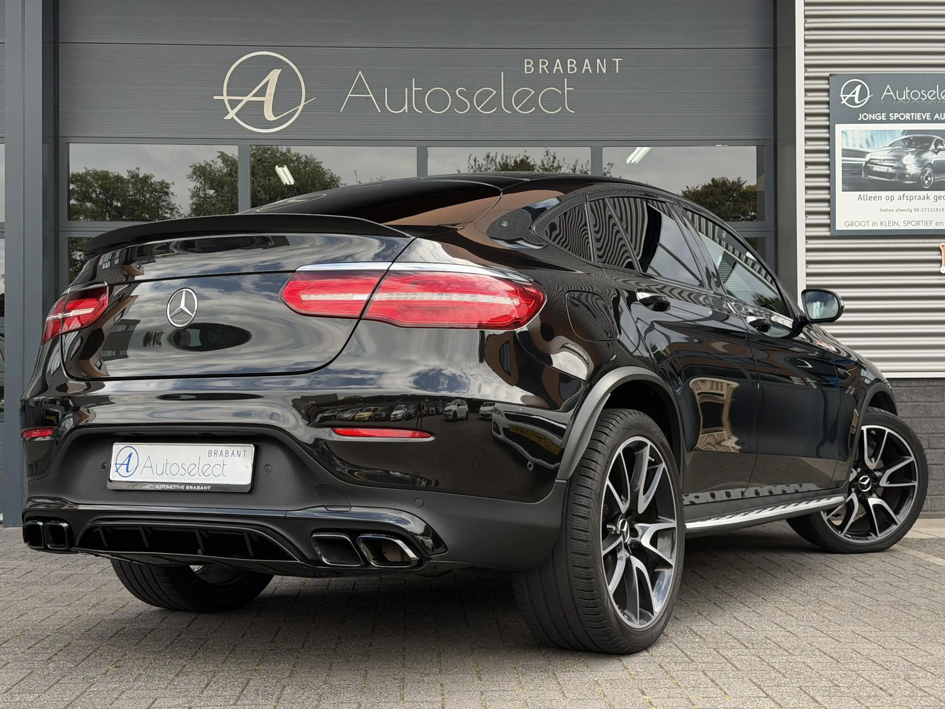 Mercedes-Benz GLC 43 AMG Coupé 4MATIC Memory | 360 | 367PK — photo 3