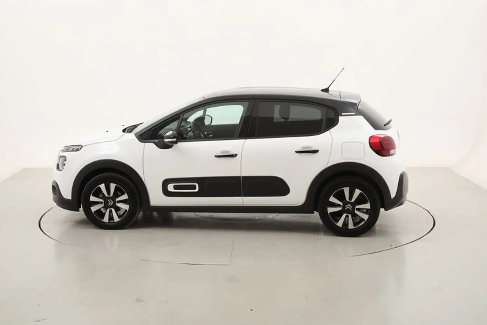 Citroen C3 Shine 1.2 Benzina 83CV Weiß - 2