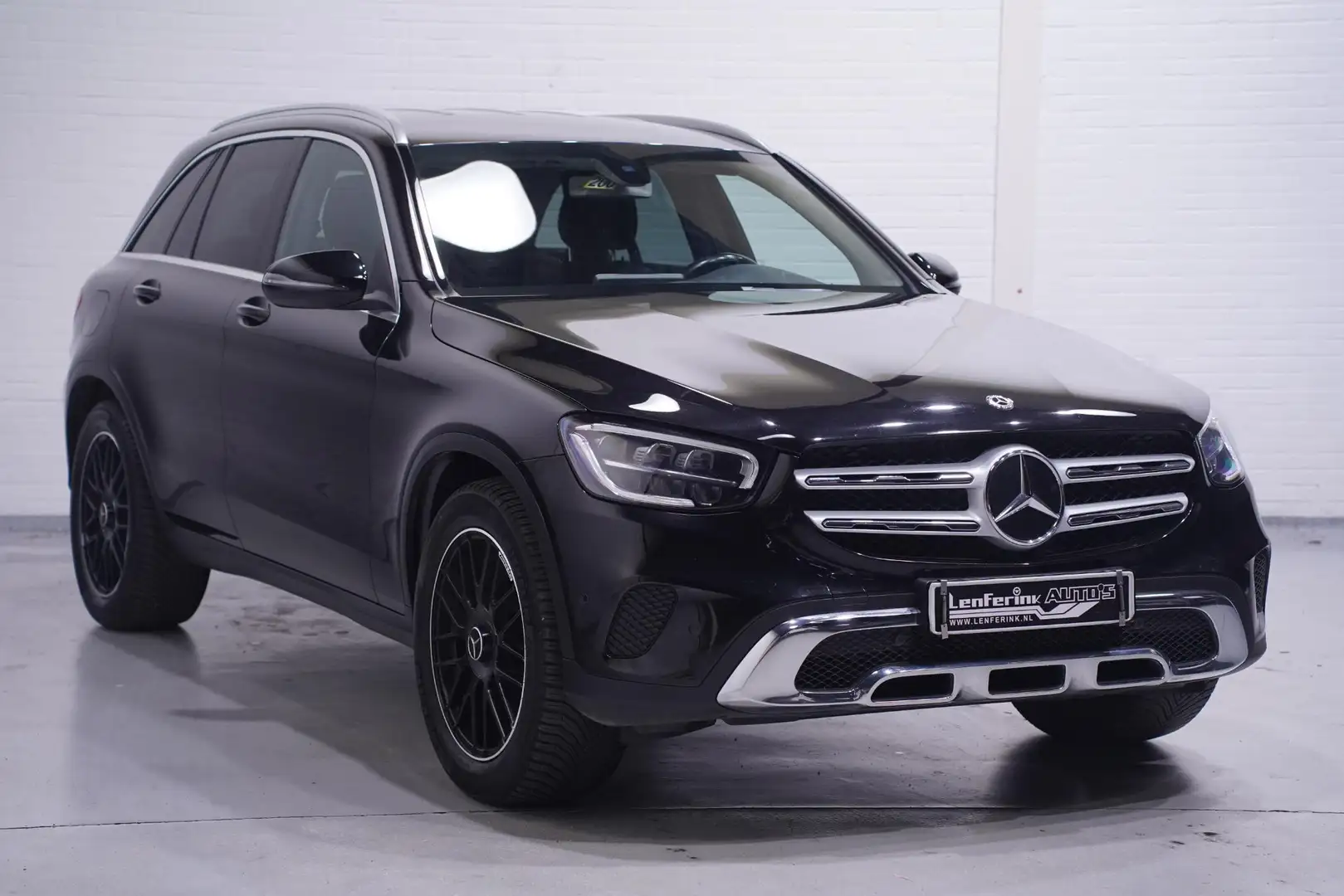 Mercedes-Benz GLC 200 Business Solution Limited NW.Model led verlichting Zwart - 2