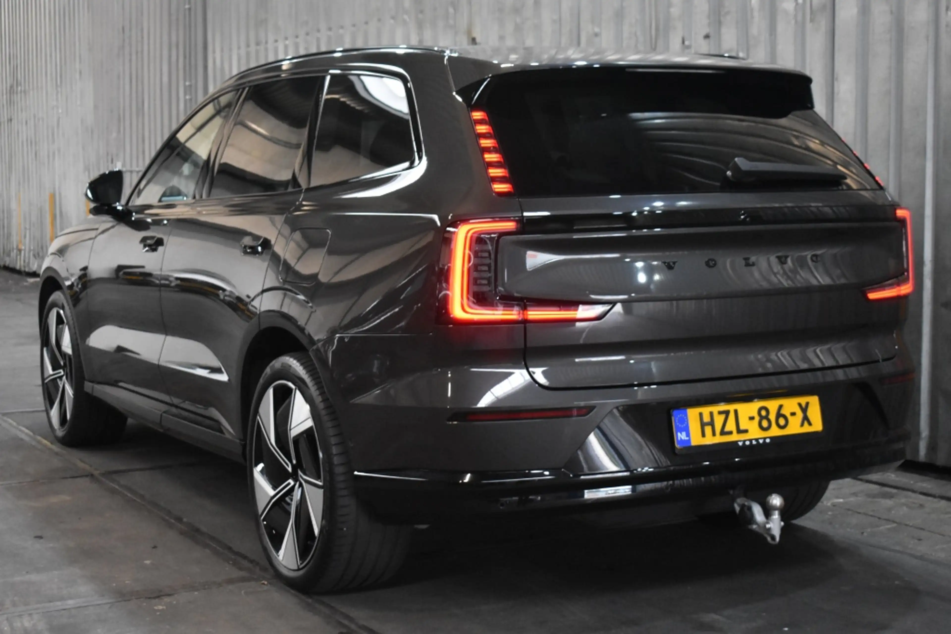 Volvo EX90 Twin Performance Ultra | 517PK/111kWh | 22'' | Luc — photo 2