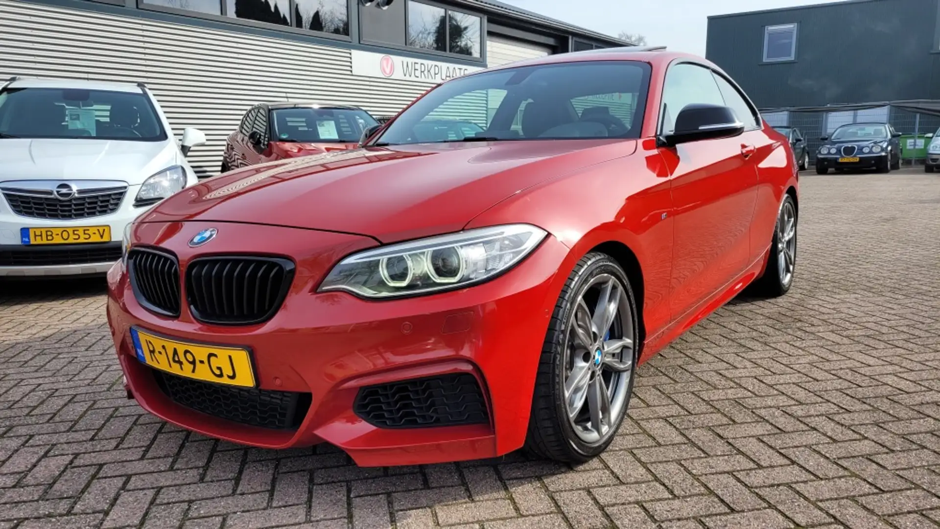 BMW 235 M235i High Executive hand geschakeld Red - 1