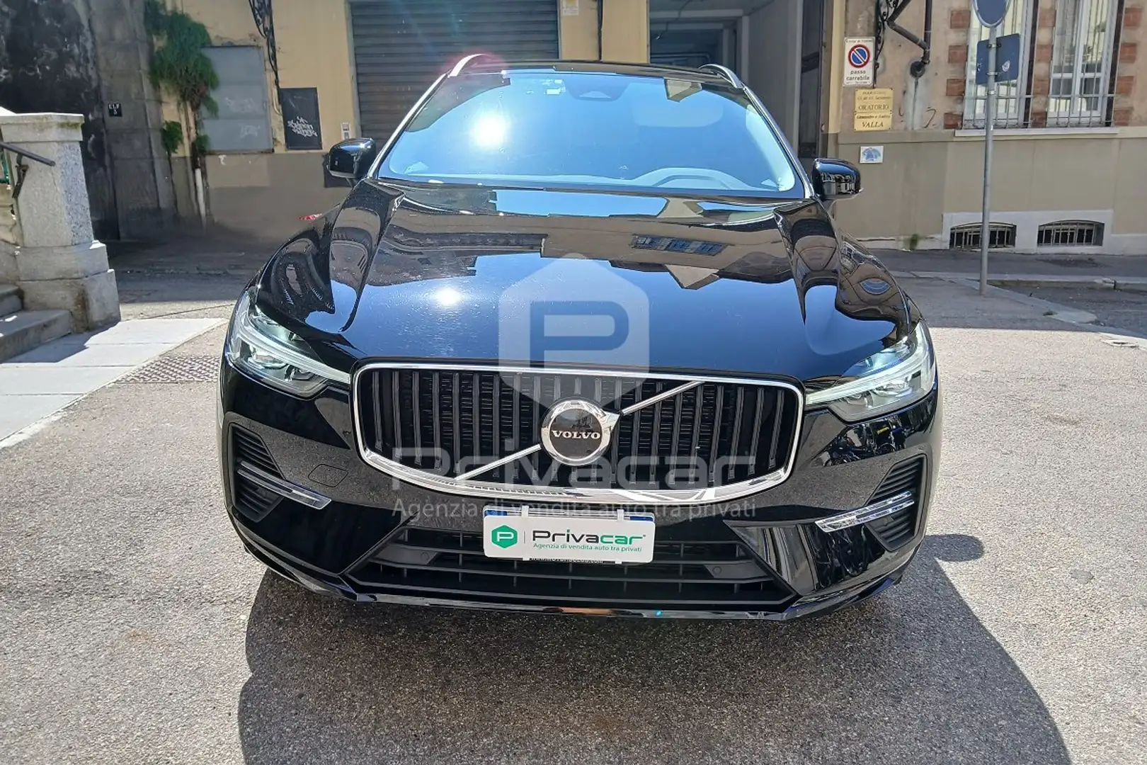 Volvo XC60 XC60 B4 (d) automatico Core N1 Nero - 2