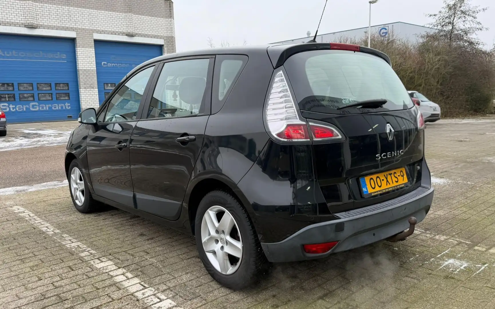 Renault Scenic 1.2 TCe Expression export Schwarz - 2