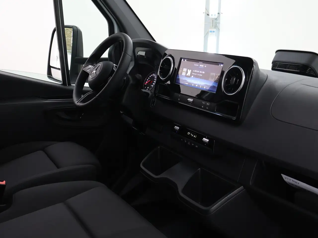 Mercedes-Benz Sprinter 2026 — фото 9