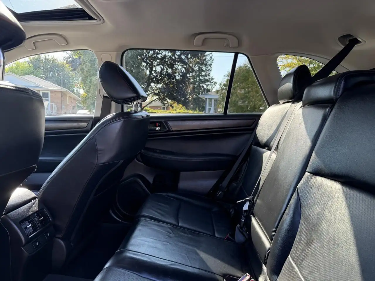 Subaru OUTBACK снимка Subaru OUTBACK