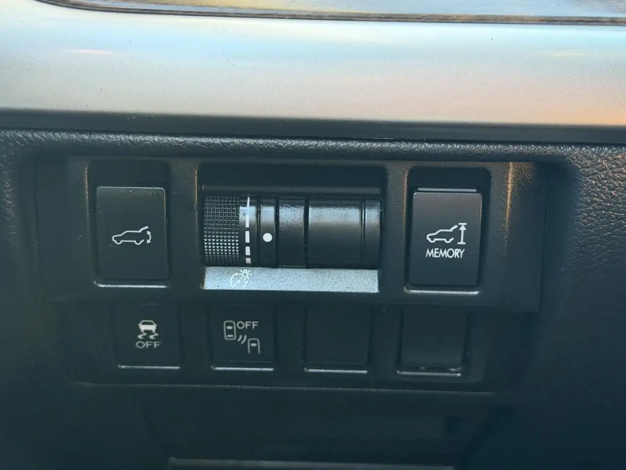 Subaru OUTBACK снимка Subaru OUTBACK
