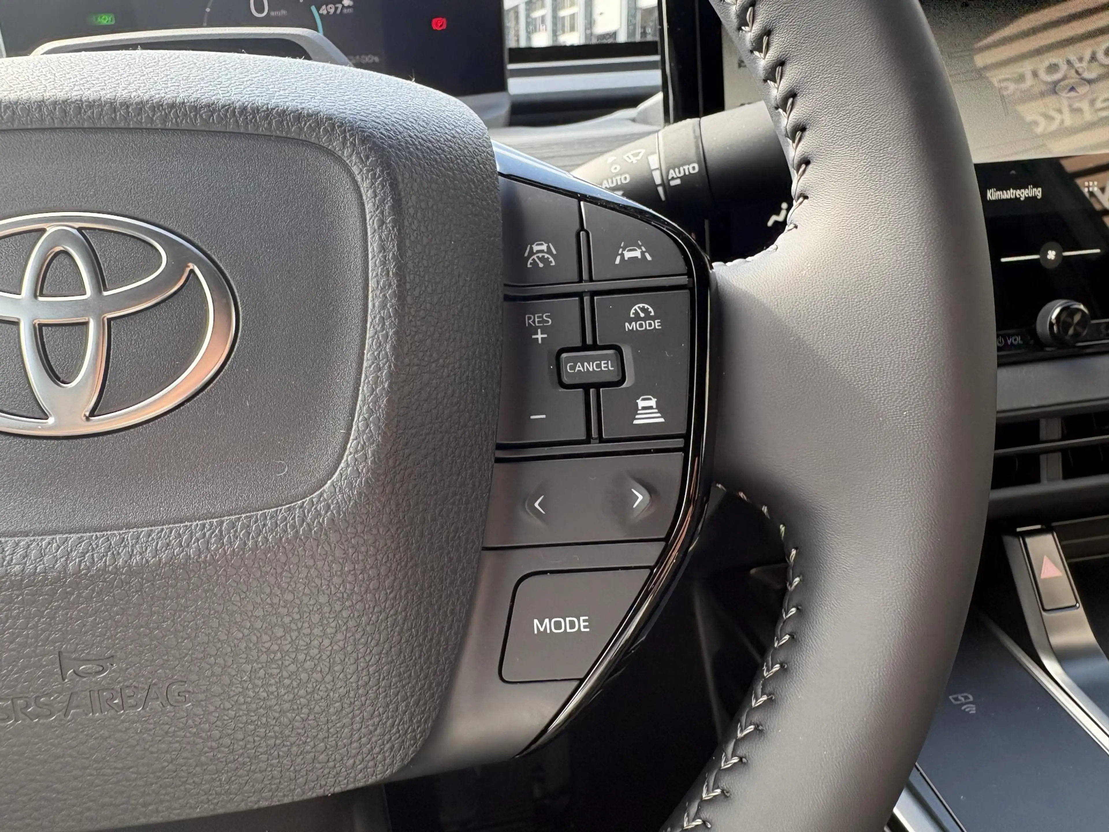 Toyota C-HR+ First Edition 77 kWh NIEUW DIRECT LEVERBAAR! STOEL — photo 25
