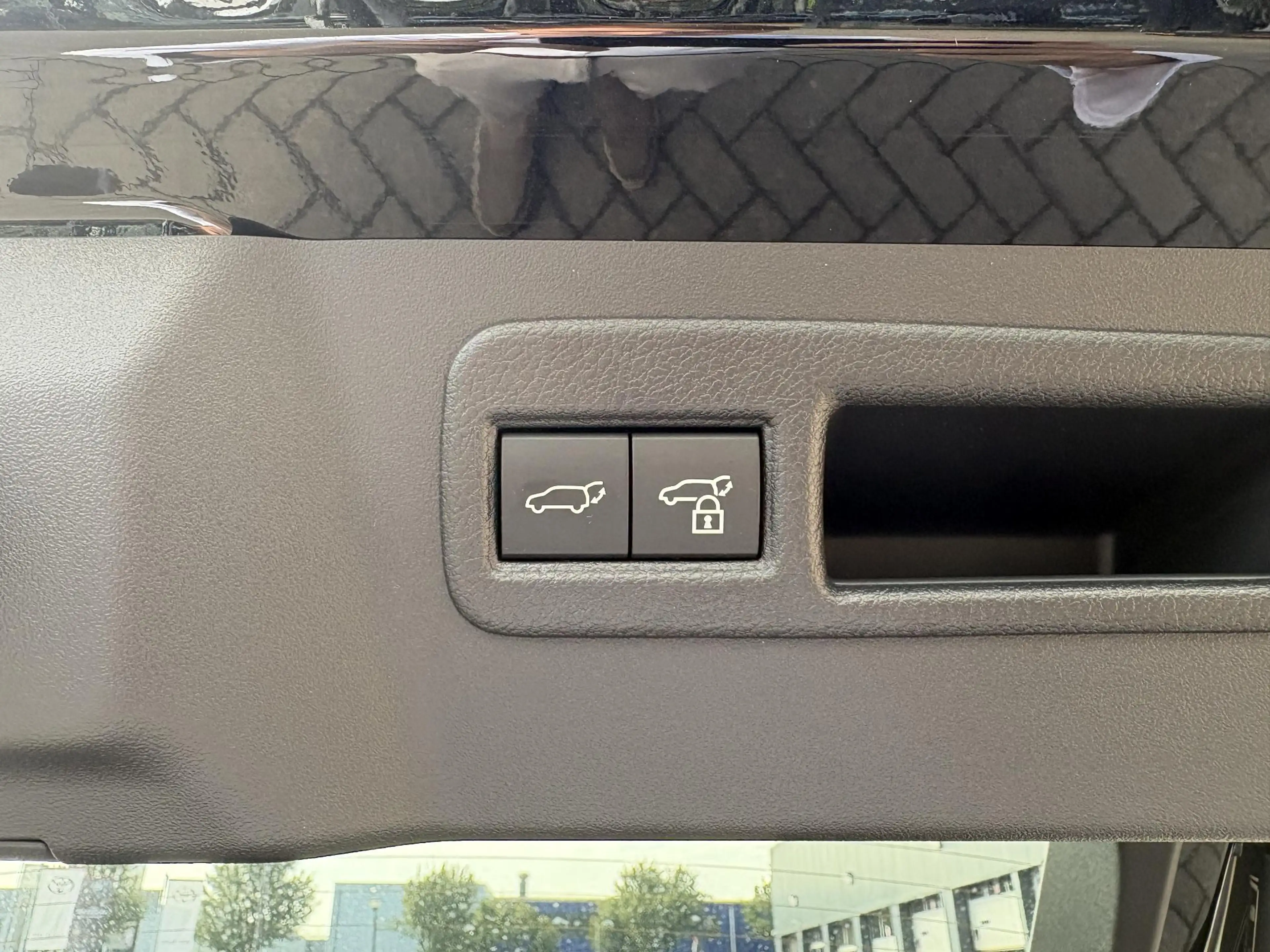 Toyota C-HR+ First Edition 77 kWh NIEUW DIRECT LEVERBAAR! STOEL — photo 8
