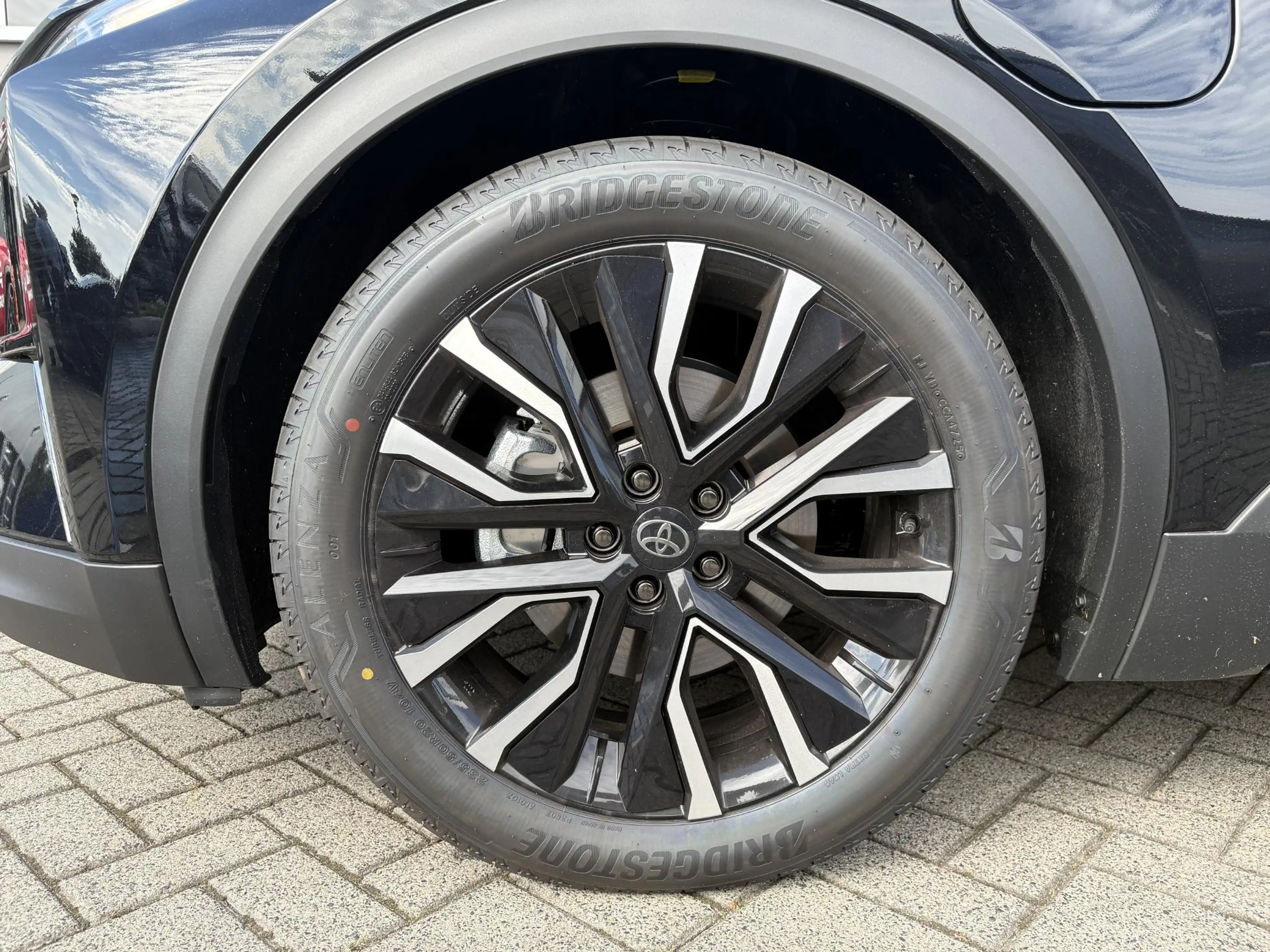 Toyota C-HR+ First Edition 77 kWh NIEUW DIRECT LEVERBAAR! STOEL — photo 9