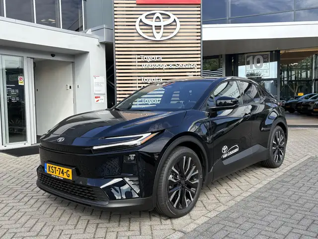 Toyota C-HR+
