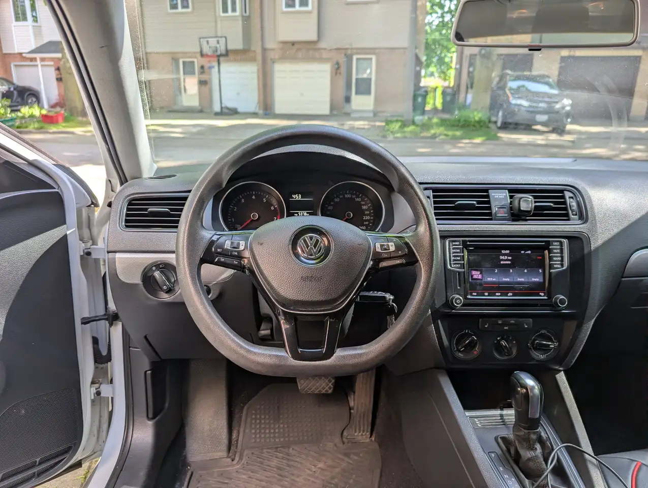 Volkswagen Jetta снимка Volkswagen Jetta