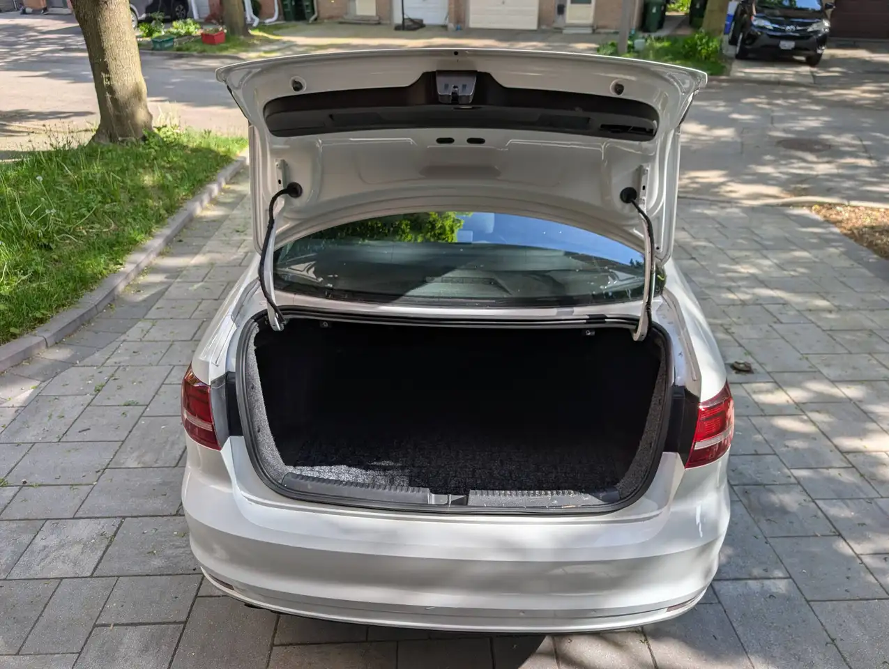 Volkswagen Jetta снимка Volkswagen Jetta