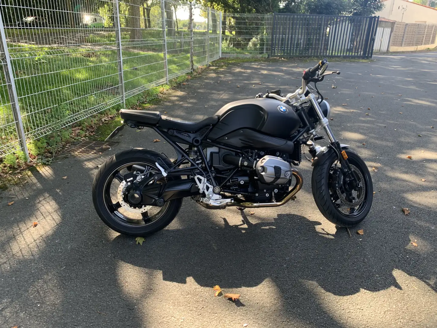 BMW R nineT Schwarz - 1