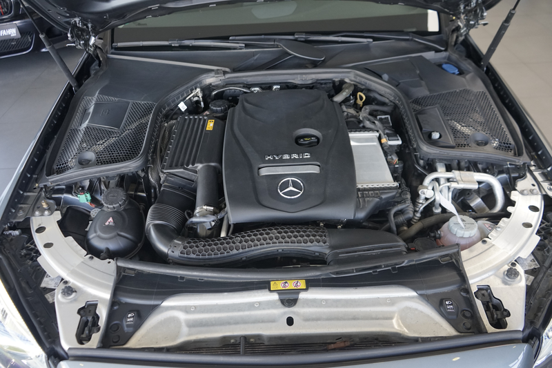 Mercedes-Benz C 300 PANO+KEYLESS+WIDESCREEN+LED+AMBIENTE+NAVI — photo 8