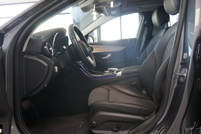 Mercedes-Benz C 300 PANO+KEYLESS+WIDESCREEN+LED+AMBIENTE+NAVI — photo 11
