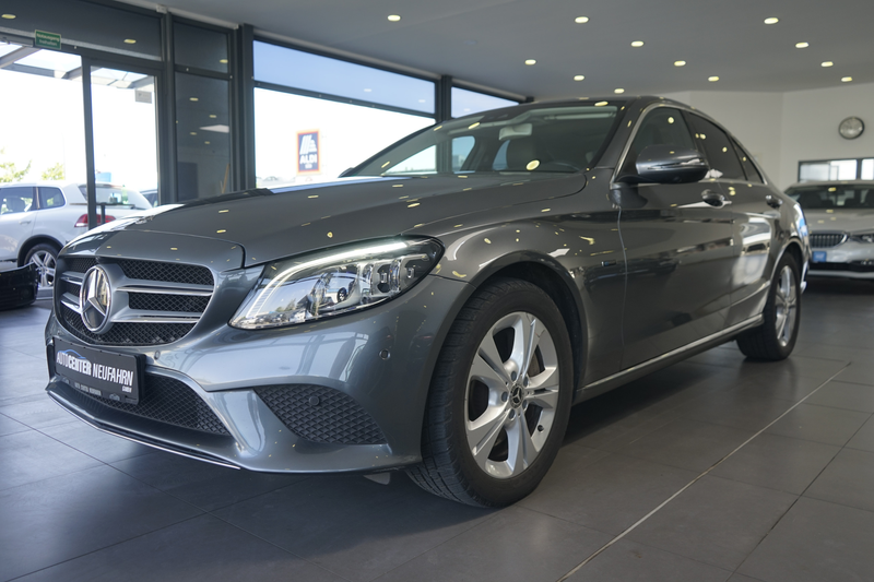 Mercedes-Benz C 300 PANO+KEYLESS+WIDESCREEN+LED+AMBIENTE+NAVI — photo 3