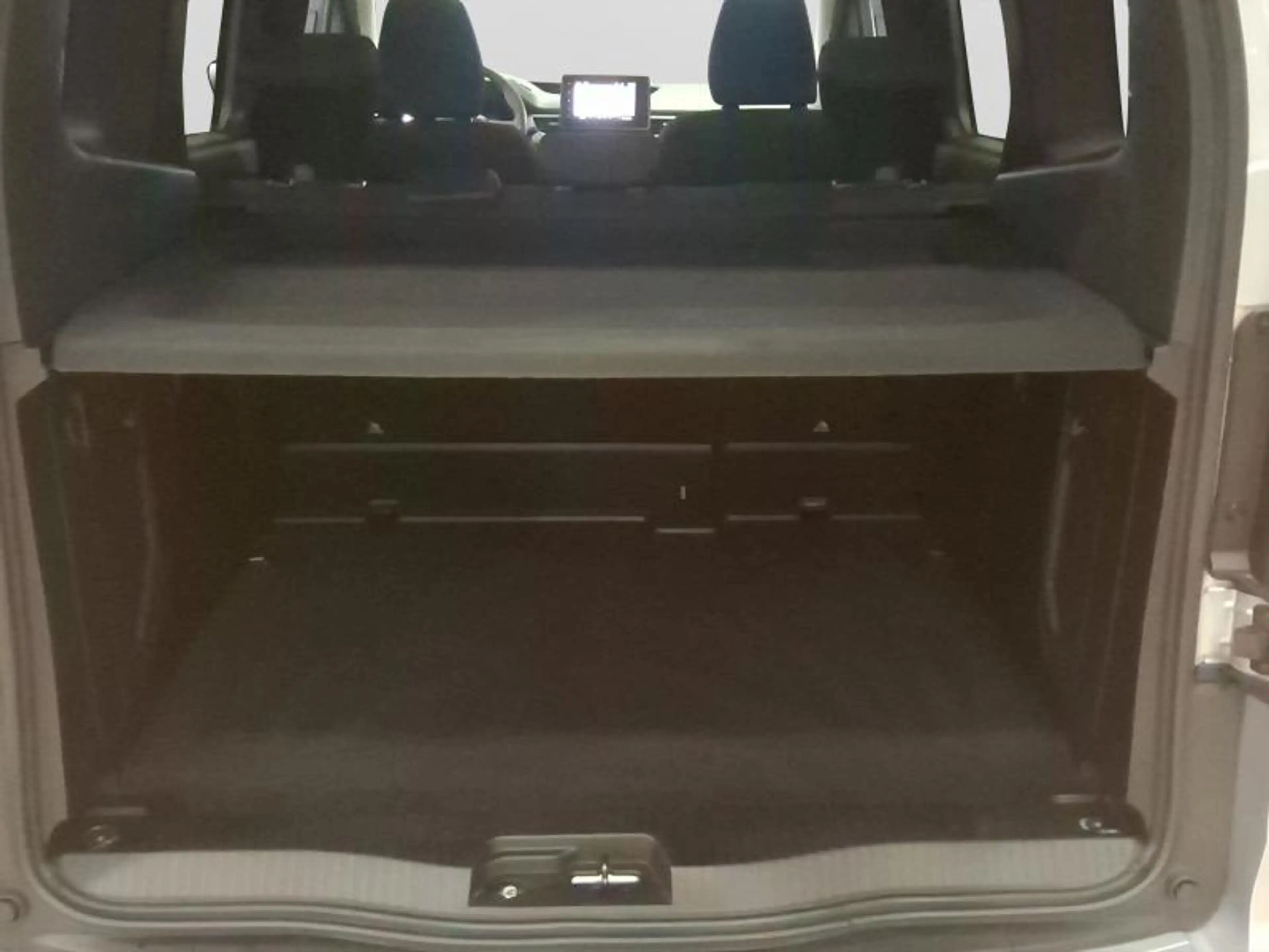 Renault Kangoo Equilibre Tce 100 — photo 15