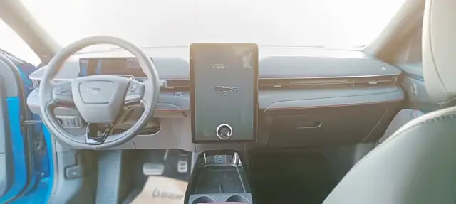 Ford Mustang Mach-E Elektro 88kWh Extended Range AWD Premium Ansicht 10